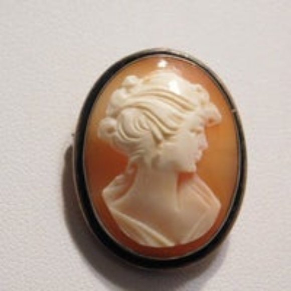Antique Carved Shell Cameo Brooch Pin Pendant 800 Silver - Picture 8 of 8